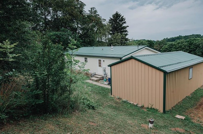 100 Holly St, Indiana PA  15701-8479 exterior