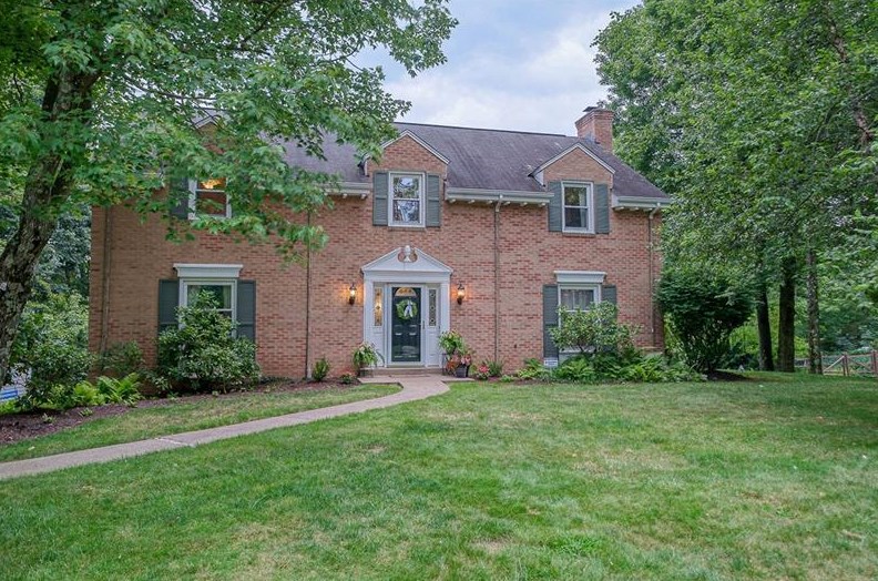 4262 Old New England Rd, Allison Park PA  15101-1534 exterior