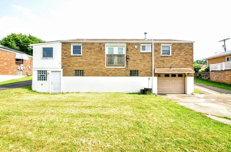 1516 Gilmore Dr, Jefferson Hills, PA 15025
