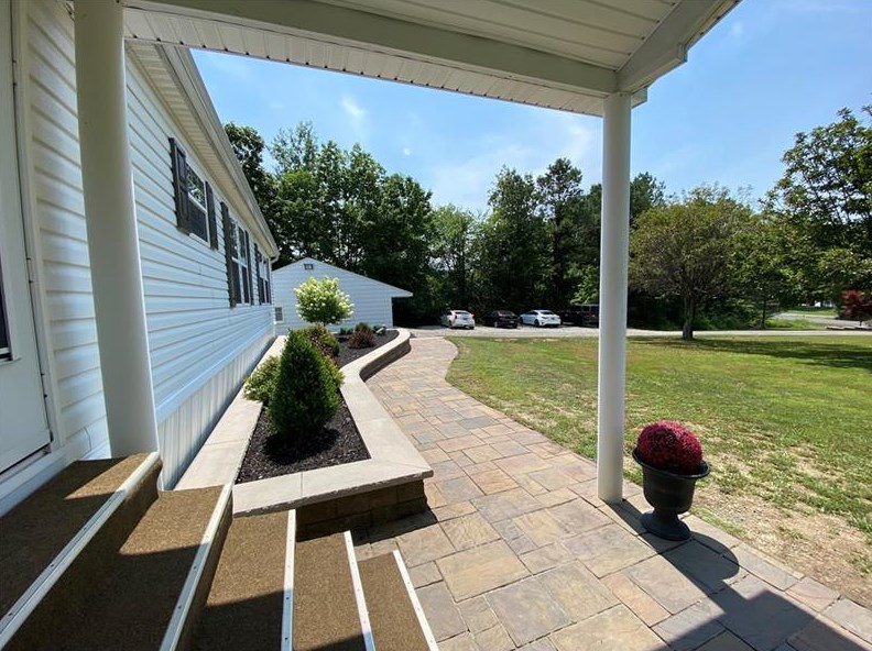 714 Shenango Stop Rd, New Castle PA  16101-6334 exterior