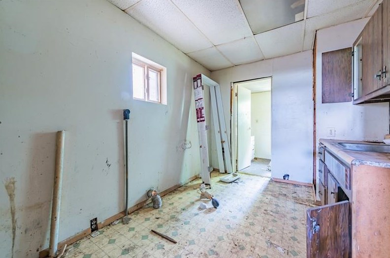 147 Church St, Washington PA 15301-4302 exterior