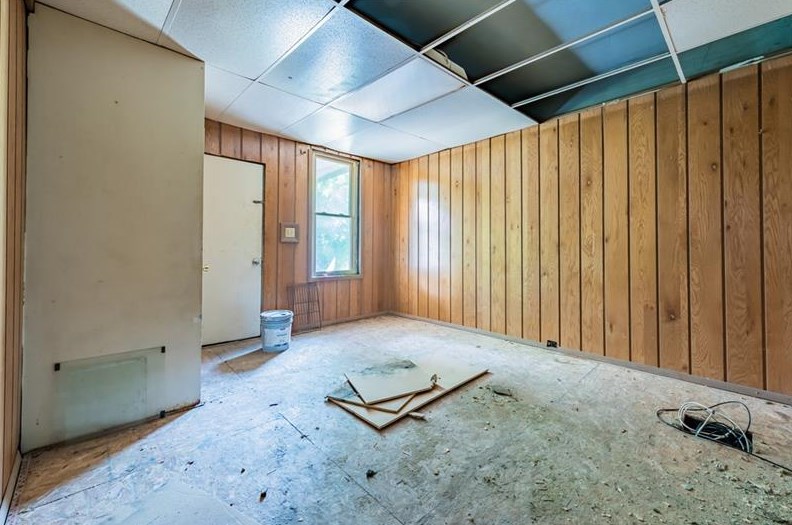 147 Church St, Washington PA 15301-4302 exterior