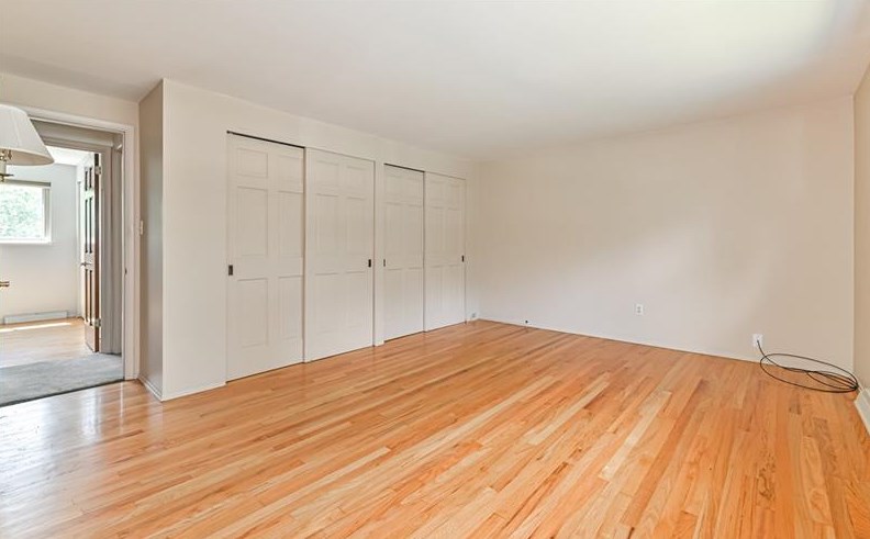 4304 Winchester Dr, Allison Park PA  15101-2199 exterior