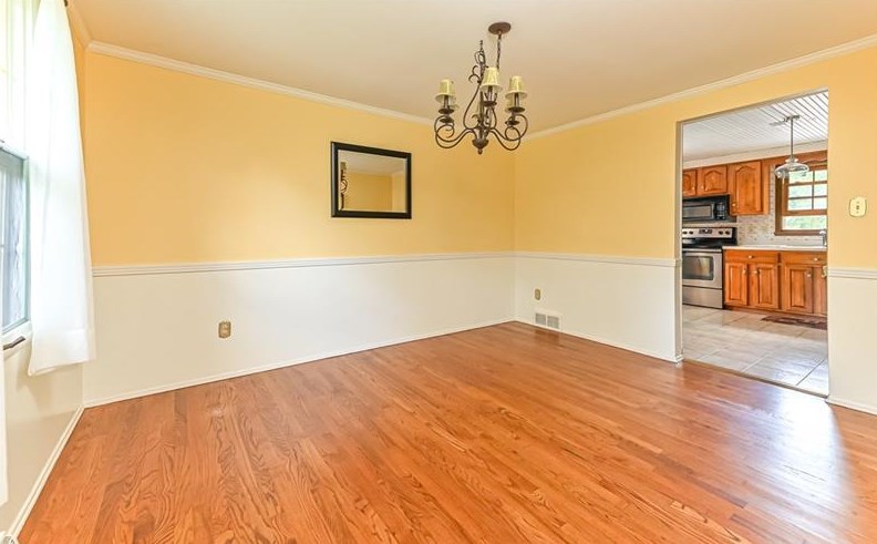 4304 Winchester Dr, Allison Park PA  15101-2199 exterior