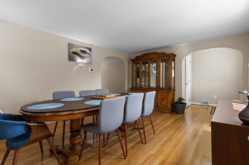 1812 6th St, Beaver Falls PA  15010-2923 exterior