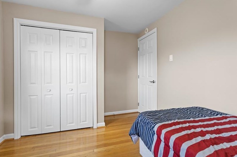 1812 6th St, Beaver Falls PA  15010-2923 exterior