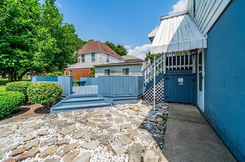 1132 Pacific Ave, Brackenridge PA  15014-1207 exterior