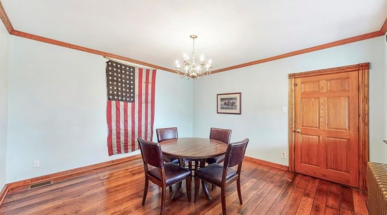 335 Old Hickory Rdg Rd, Washington PA 15301-8665 exterior