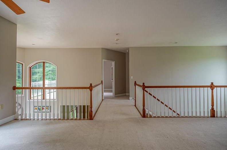 215 Buttercup Ln, Beaver Falls PA  15010-5150 exterior