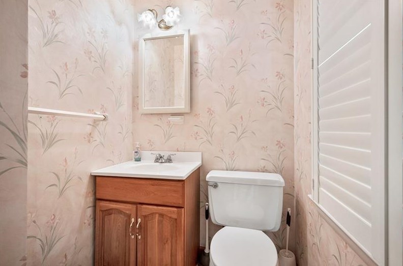 420 Franklin Heights Dr, Monroeville PA  15146-1036 exterior