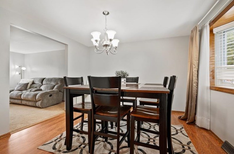 420 Franklin Heights Dr, Monroeville PA  15146-1036 exterior