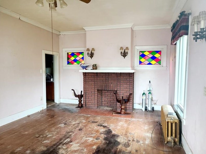 300 Shirls Ave, Washington PA  15301-4142 exterior