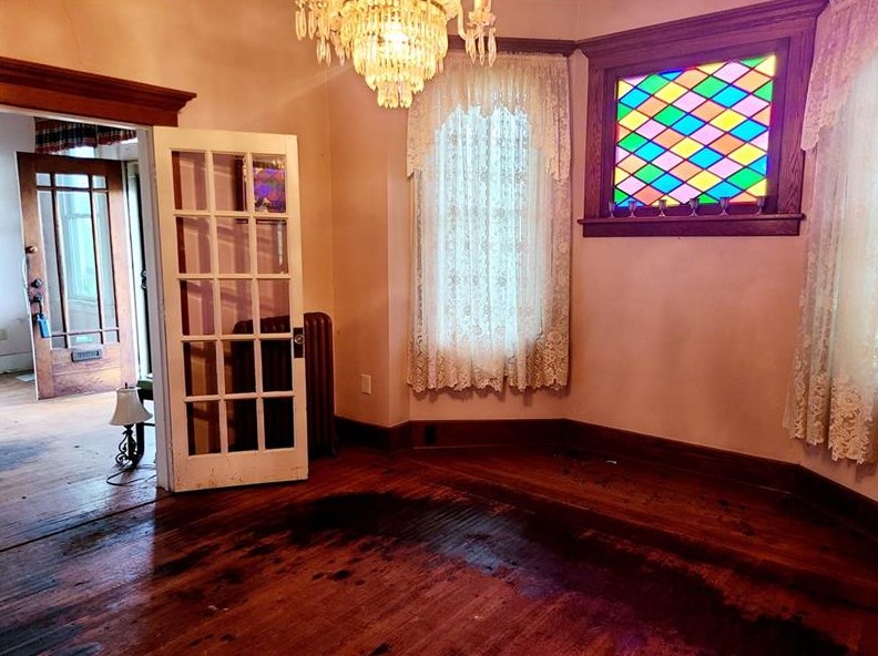 300 Shirls Ave, Washington PA  15301-4142 exterior