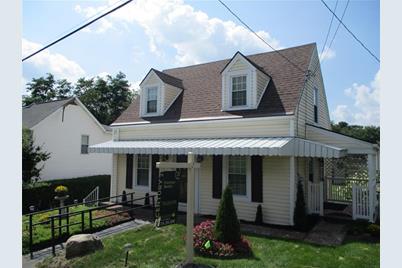 79 Hewitt Ave - Photo 1