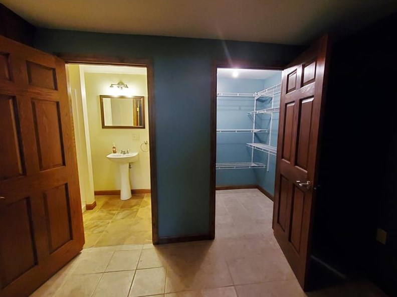 412 Bluff St, Canonsburg, PA 15317