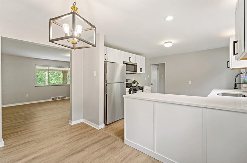 420 Penn Ave, North Versailles PA  15137-2809 exterior