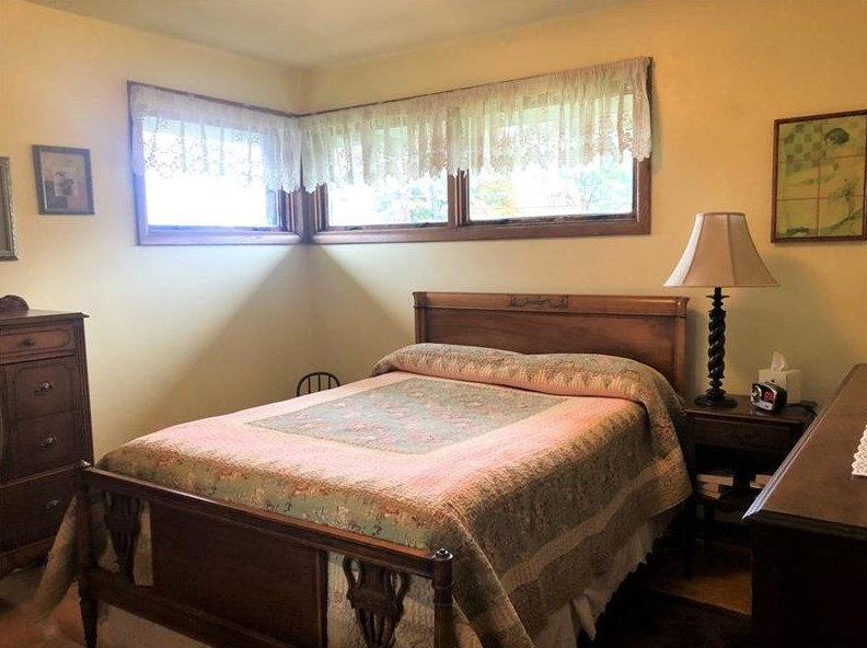 1501 Jackson Ave, New Castle PA 16101-5211 exterior