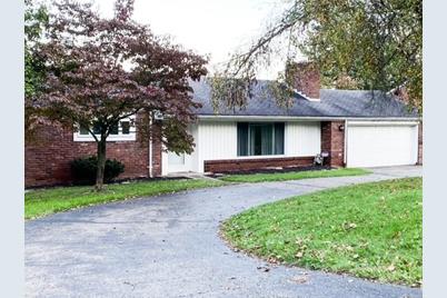 1818 Village Rd - Photo 1