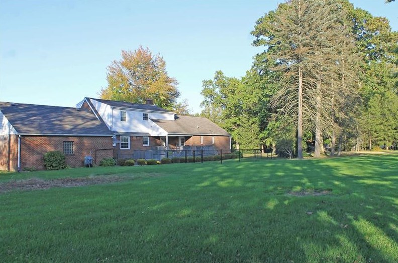 200 Clark Ave, Butler PA 16002-3850 exterior