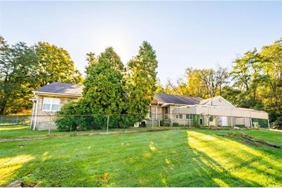 1230 Washington Rd - Photo 1