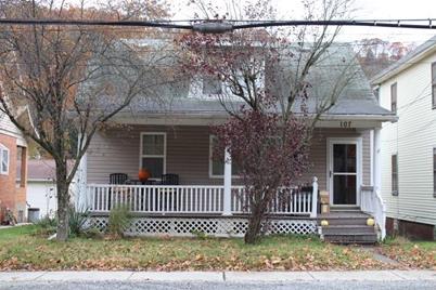 107 Ambridge Ave - Photo 1