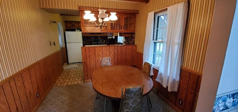 761 Massachusetts St, Ellwood City PA  16117-1430 exterior