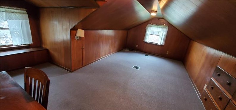 761 Massachusetts St, Ellwood City PA  16117-1430 exterior