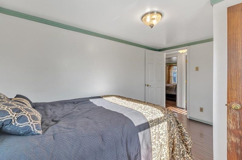 438 Commerce St, Beaver PA 15009-2012 exterior