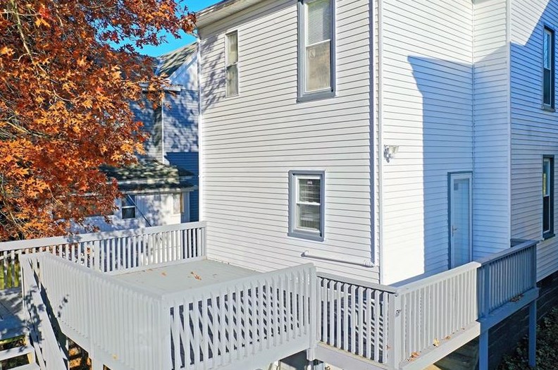 1139 Arch St, Washington PA 15301-1929 exterior