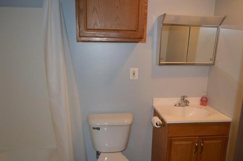 740-740 Broad St, Washington PA exterior