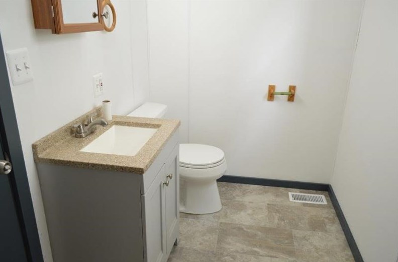 740-740 Broad St, Washington PA exterior