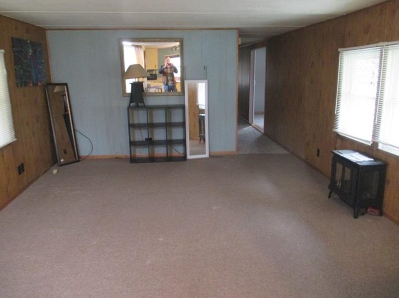 160 Keystone Dr, Indiana PA  15701-1527 exterior