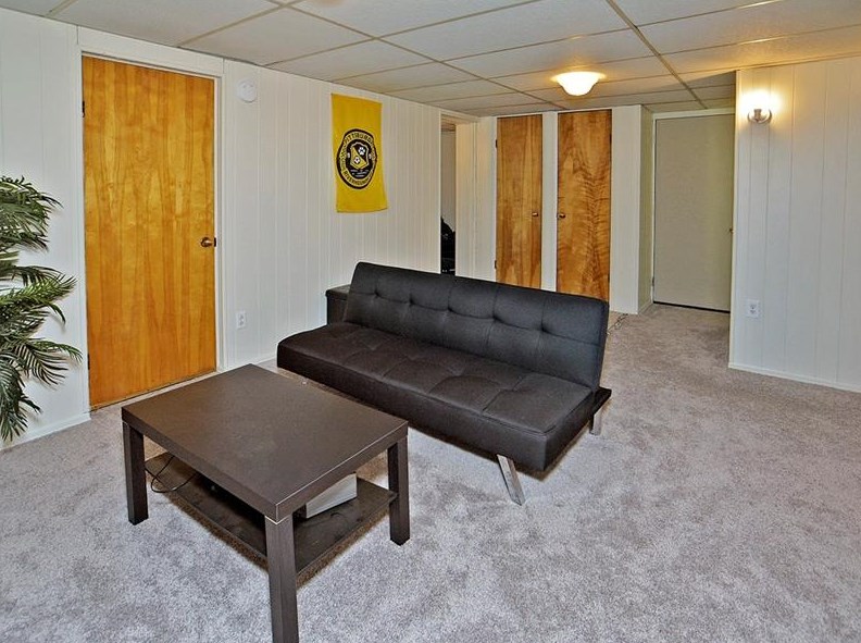 4728 Bert Dr, Monroeville PA 15146-3609 exterior