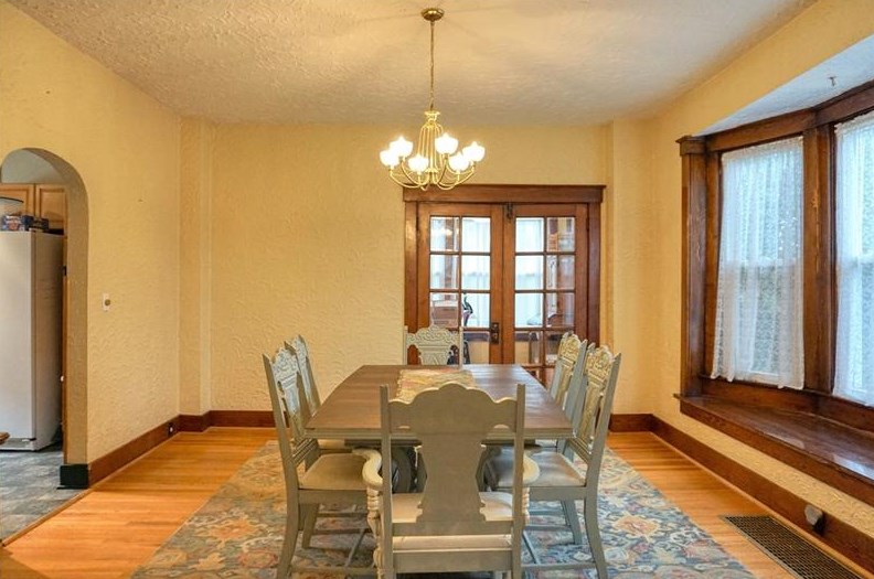 226 Oakvale Blvd, Butler PA 16001-3532 exterior