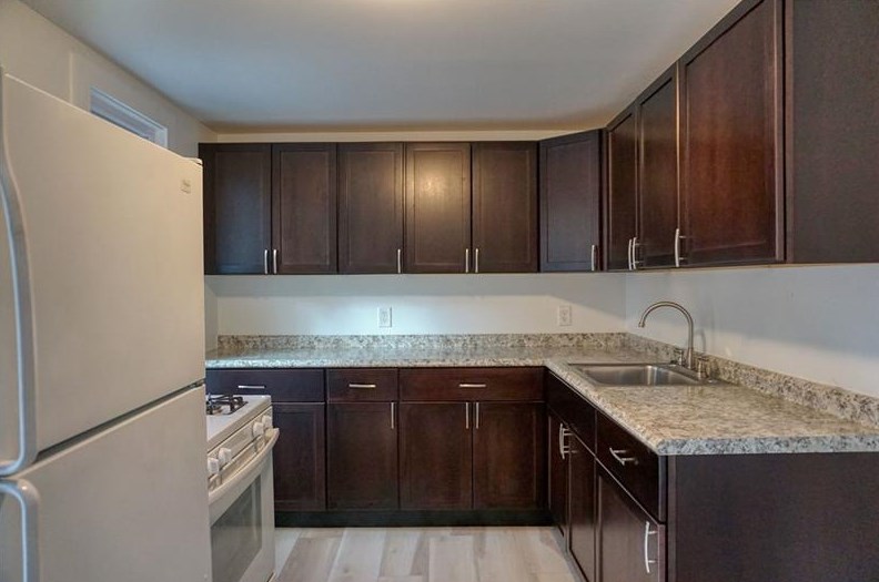 200 Hansen Ave, Butler PA 16001-5637 exterior