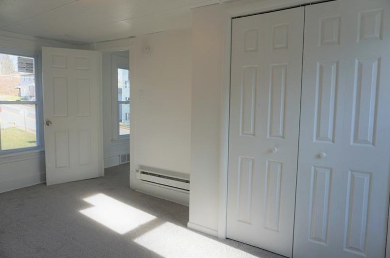 200 Hansen Ave, Butler PA 16001-5637 exterior