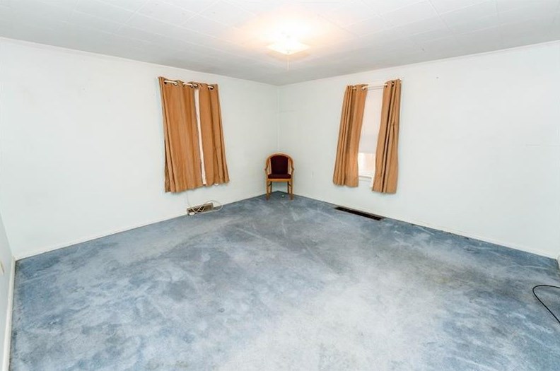 1321 Gompers Ave, Indiana PA  15701-2554 exterior