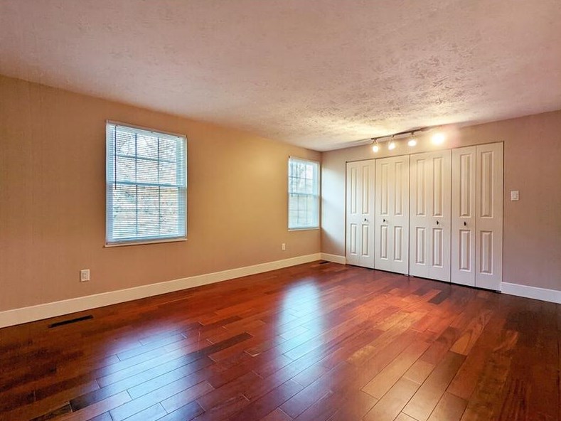 1188 Lindsay Rd, Collier Township PA 15106-4208 exterior