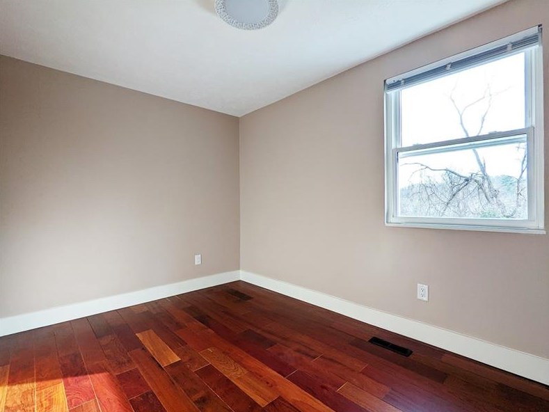 1188 Lindsay Rd, Collier Township PA 15106-4208 exterior