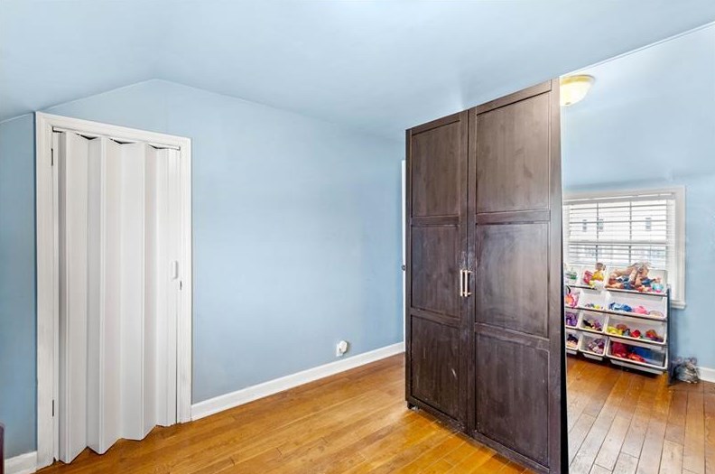 5363 Greenridge Dr, Pittsburgh PA 15236-1723 exterior