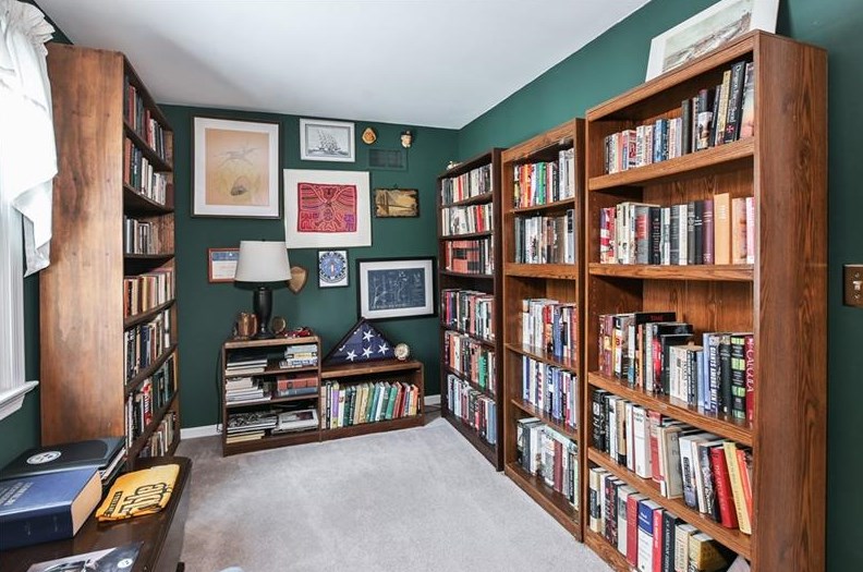 2107 Coventry Dr, Allison Park PA 15101-3361 exterior