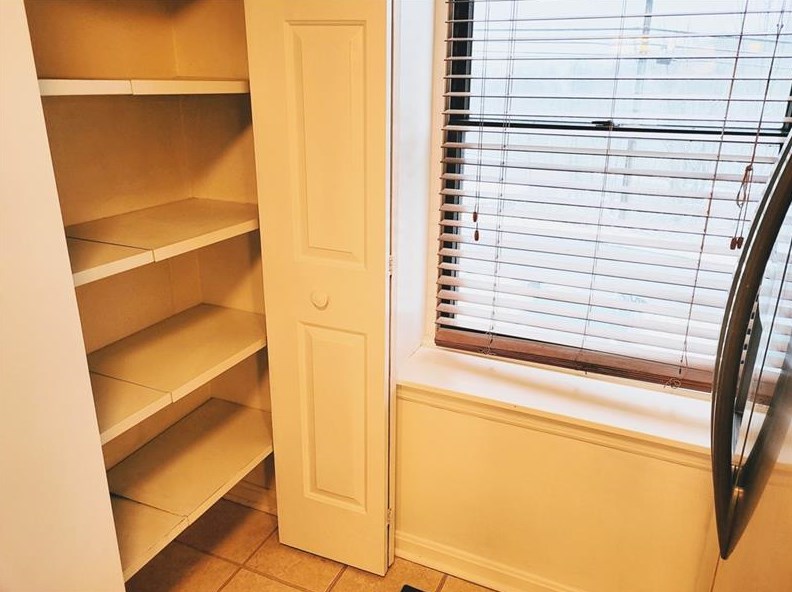 2305 Old Greentree Rd, Collier Township PA 15106-3805 exterior