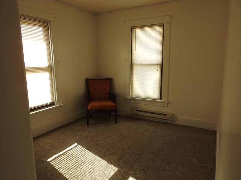 231 Monroe St, Butler PA 16001-4832 exterior