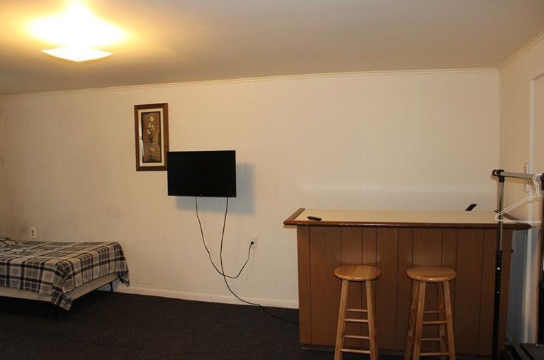 168 High St, Waynesburg PA  15370-1852 exterior