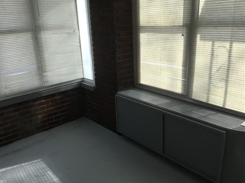 318 Shenango Blvd, Hermitage, PA 16121