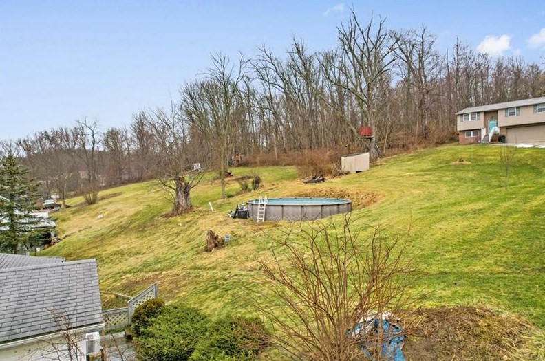 168 Country Clb Rd, Washington PA 15301-2710 exterior