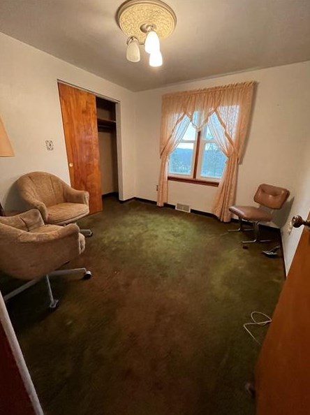 1066 Wylie Ave, Washington PA 15301-2004 exterior