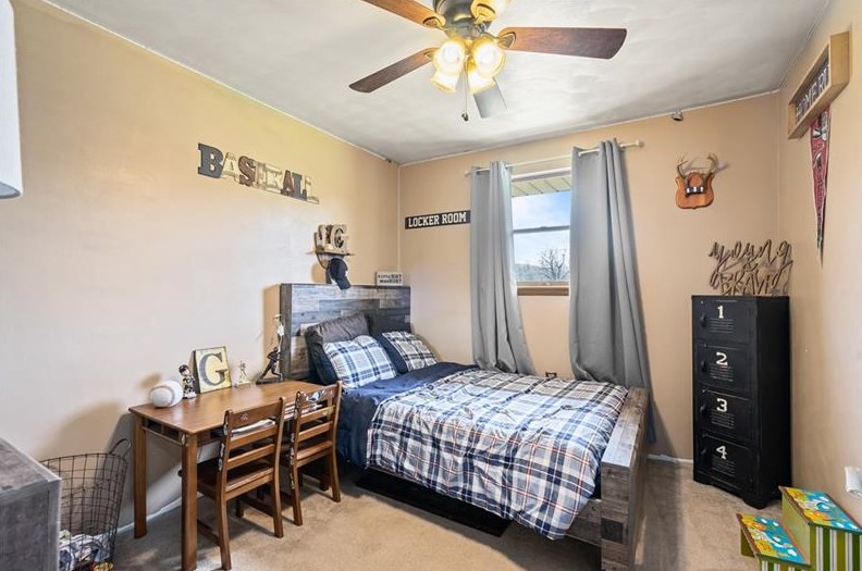 1595 Bedillion Rd, Washington PA 15301-9242 exterior