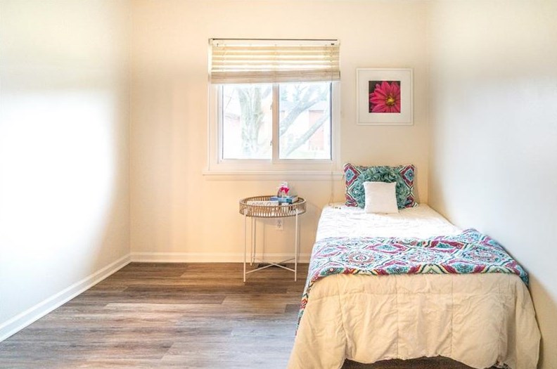 314 College Park Dr, Moon Twp PA  15108-2312 exterior