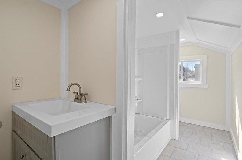 20 5 Ave, Freedom PA 15042-1103 exterior